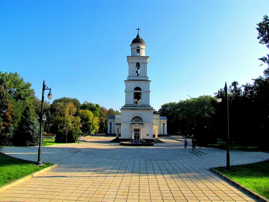 Living Md Heart Of The Center Appartamento Chişinău Esterno foto